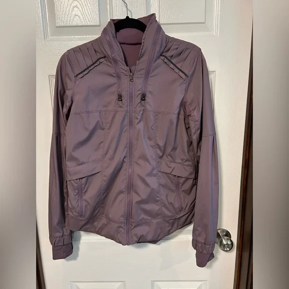 Lululemon Spring Forward Jacket - Picture 14 of 16